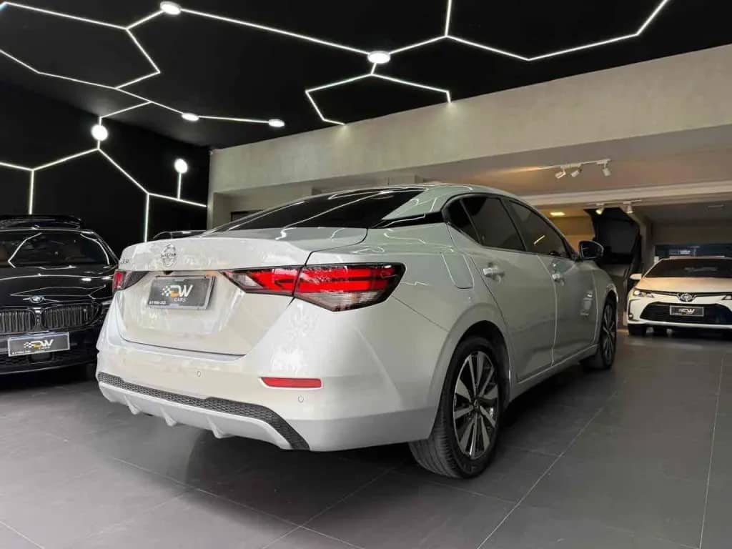 NISSAN SENTRA