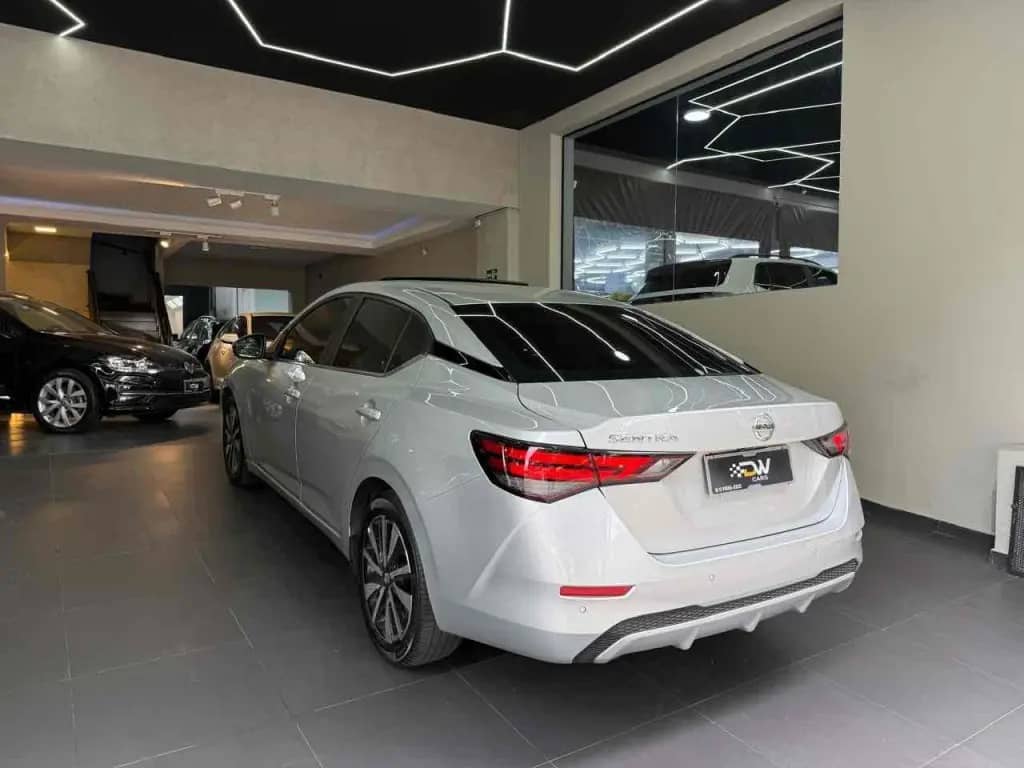 NISSAN SENTRA