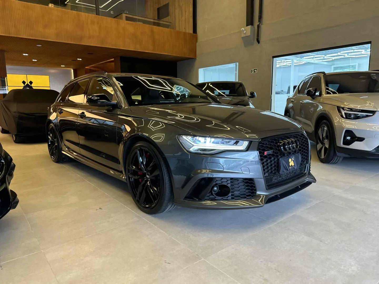 AUDI RS6