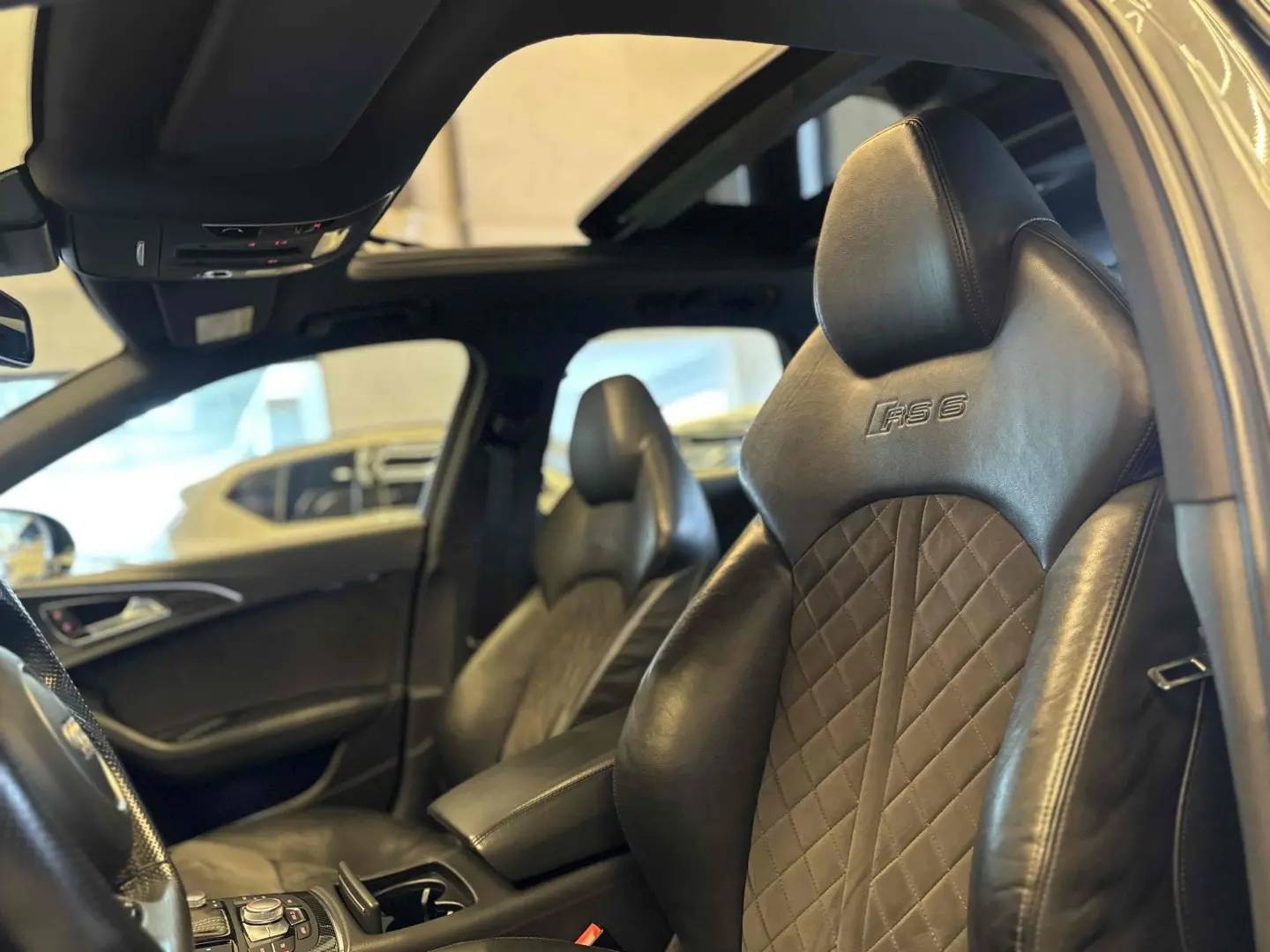 AUDI RS6