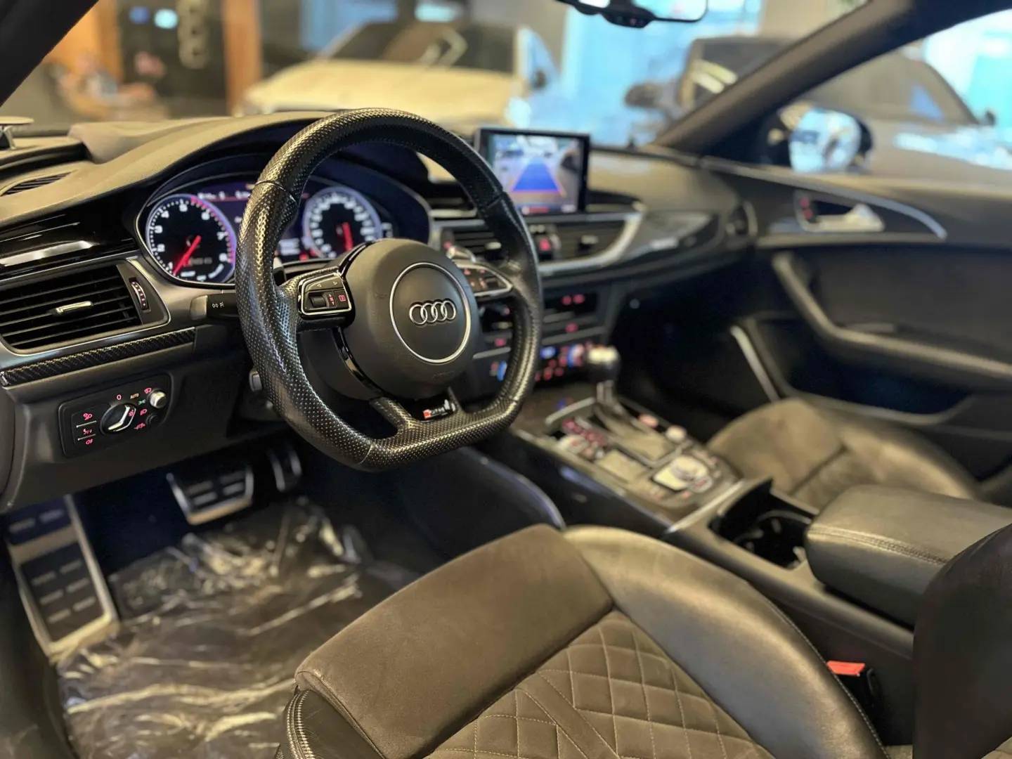 AUDI RS6