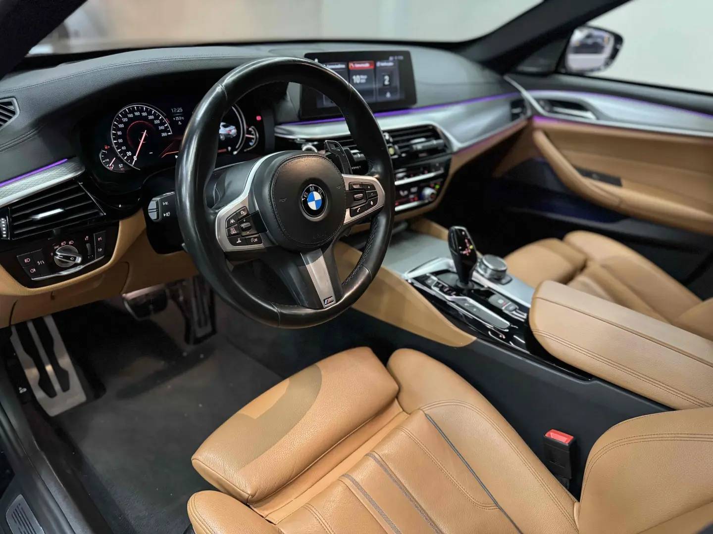 BMW540I