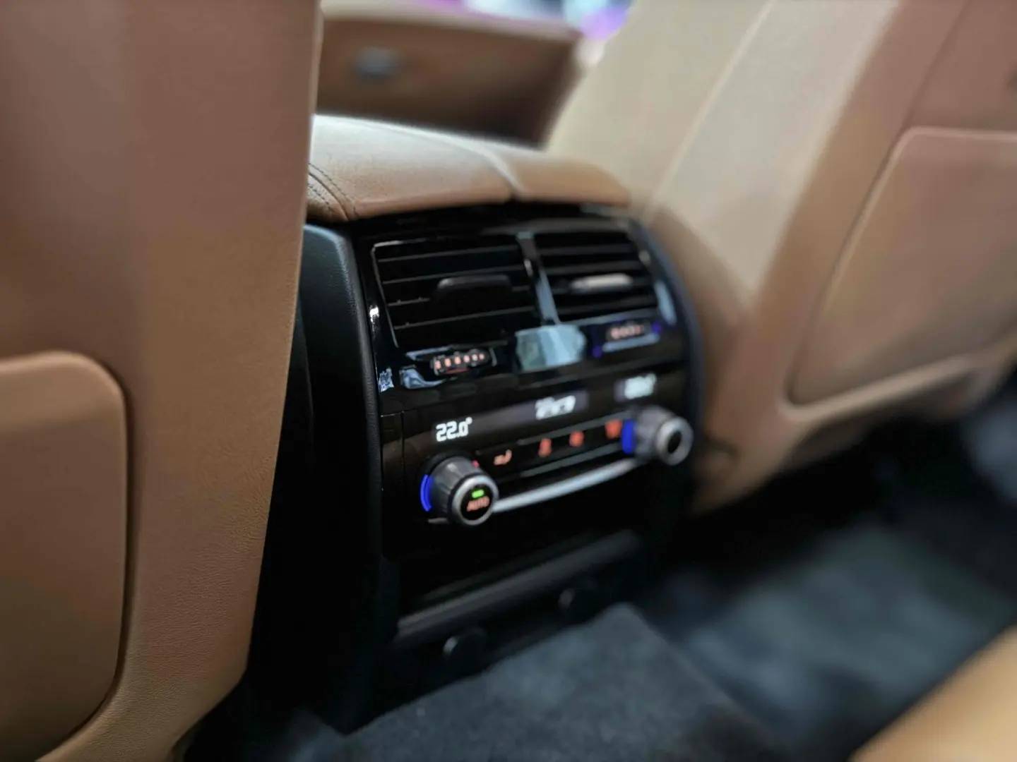 BMW540I