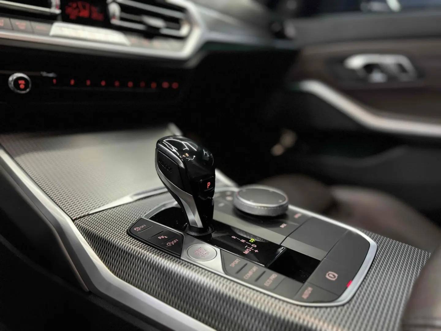 BMW 320I