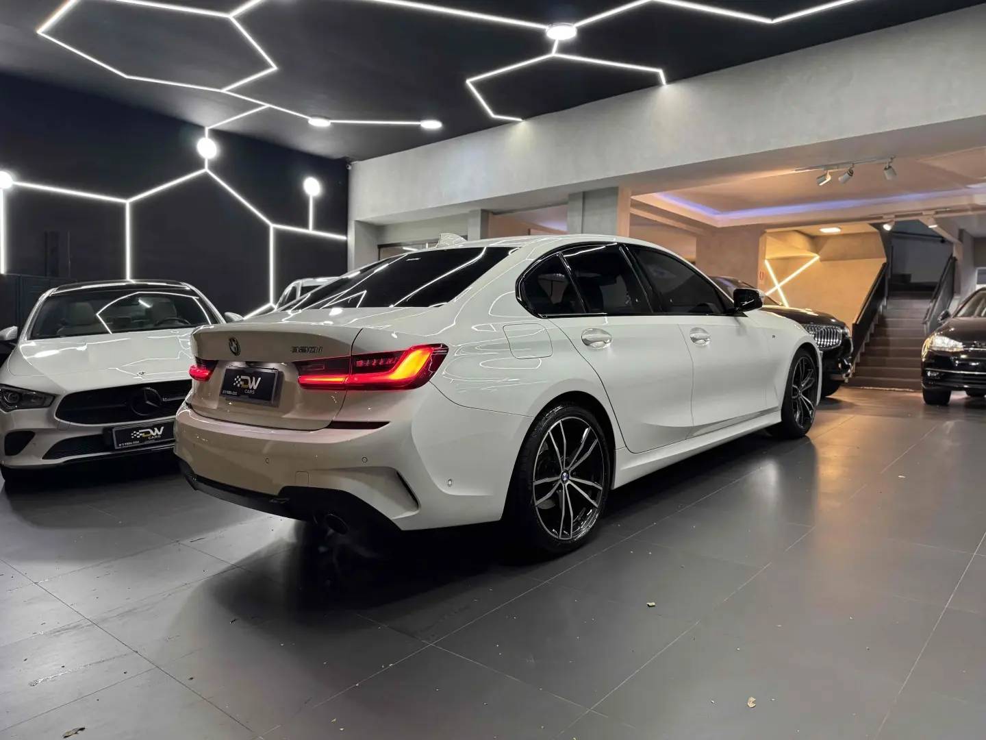 BMW 320I
