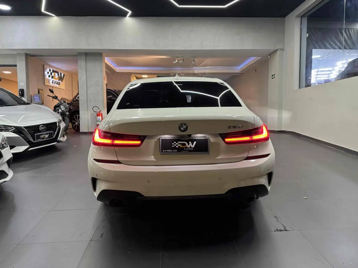 BMW 320I