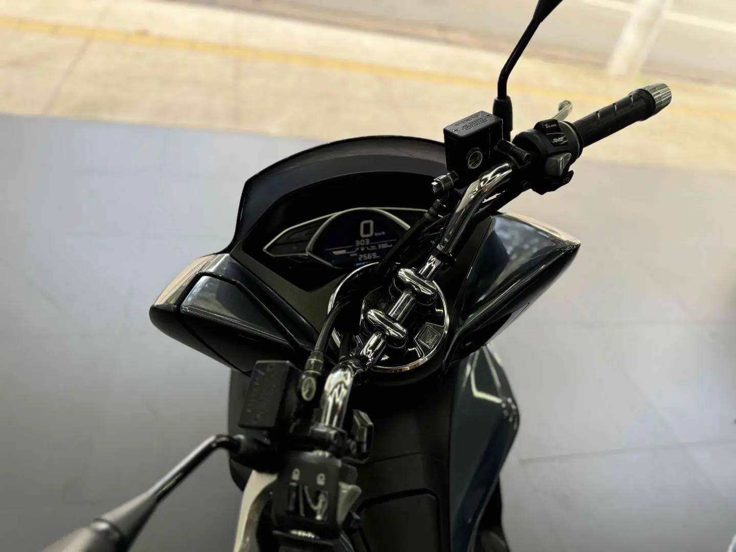 HONDA PCX 150 DLX ABS