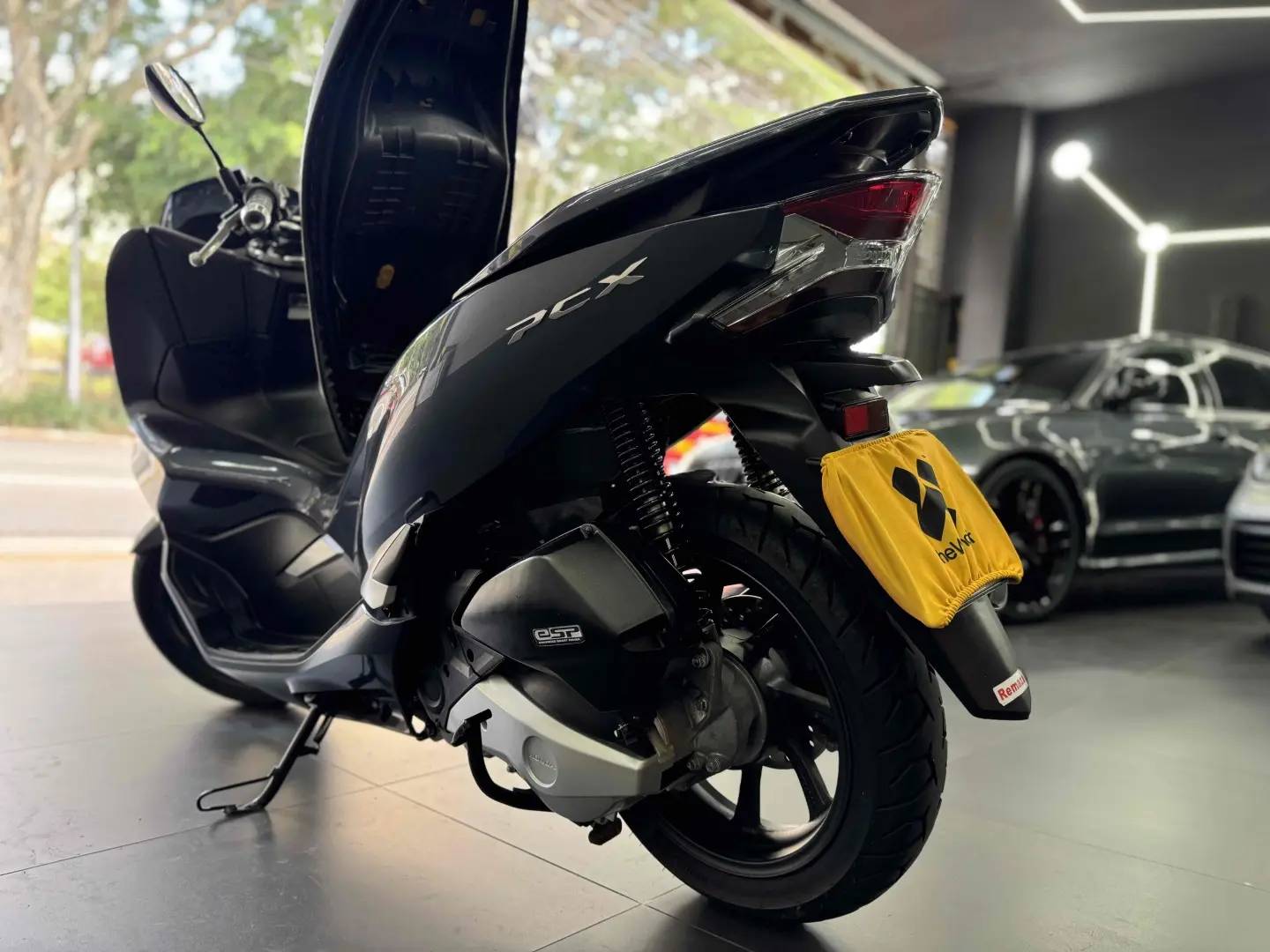 HONDA PCX 150 DLX ABS