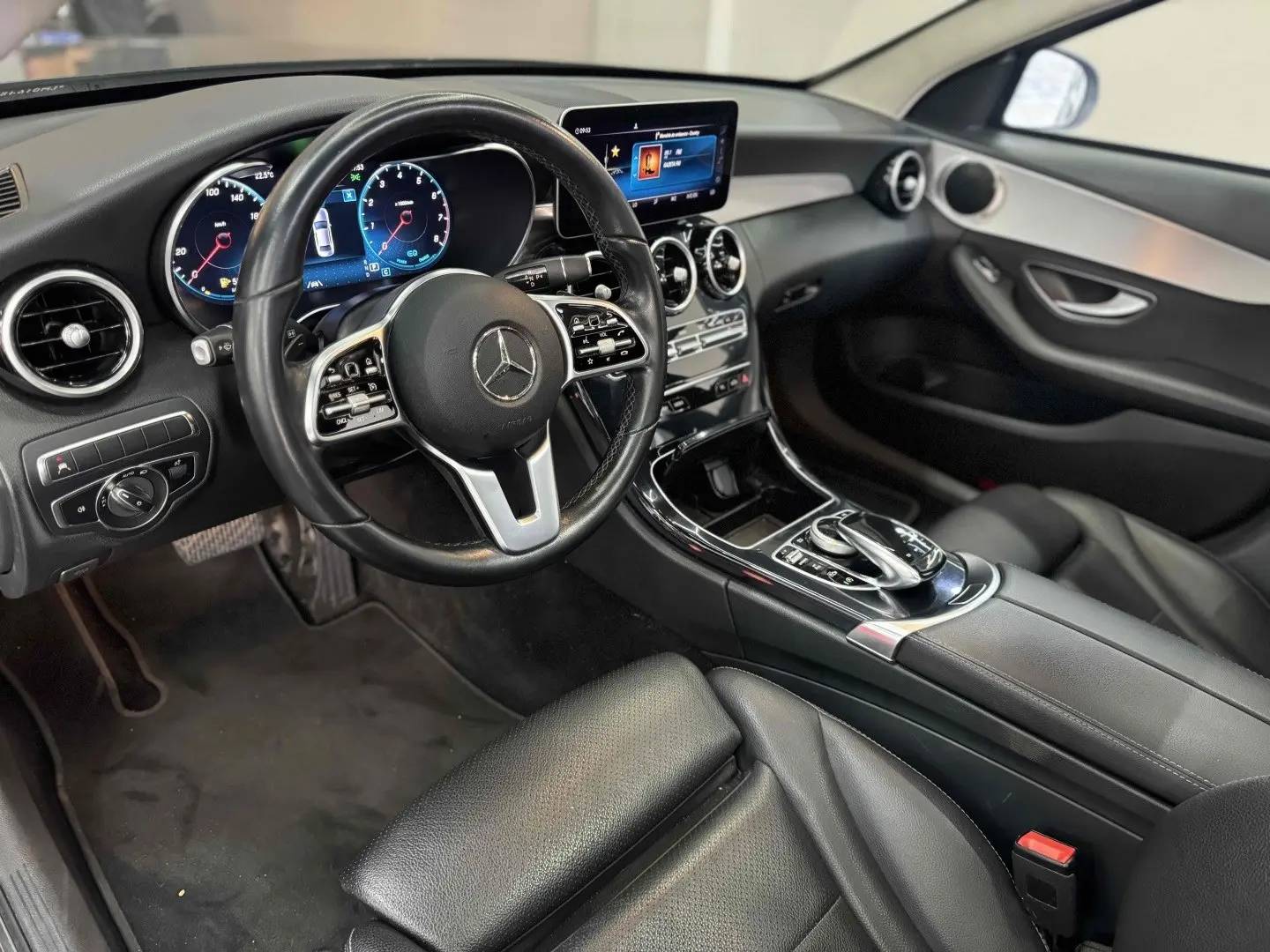 MERCDEDES BENZ C 200