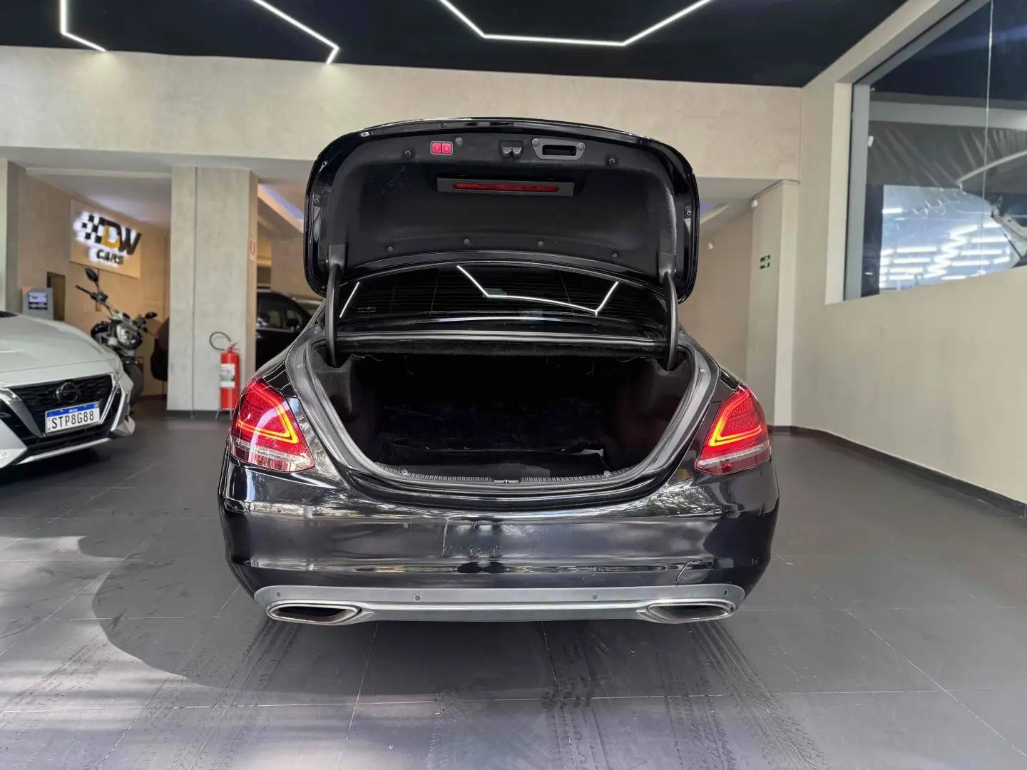 MERCDEDES BENZ C 200