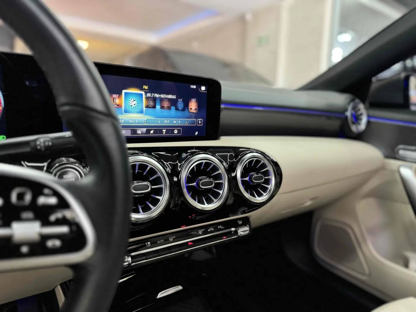 MERCEDES BENZ CLA 250
