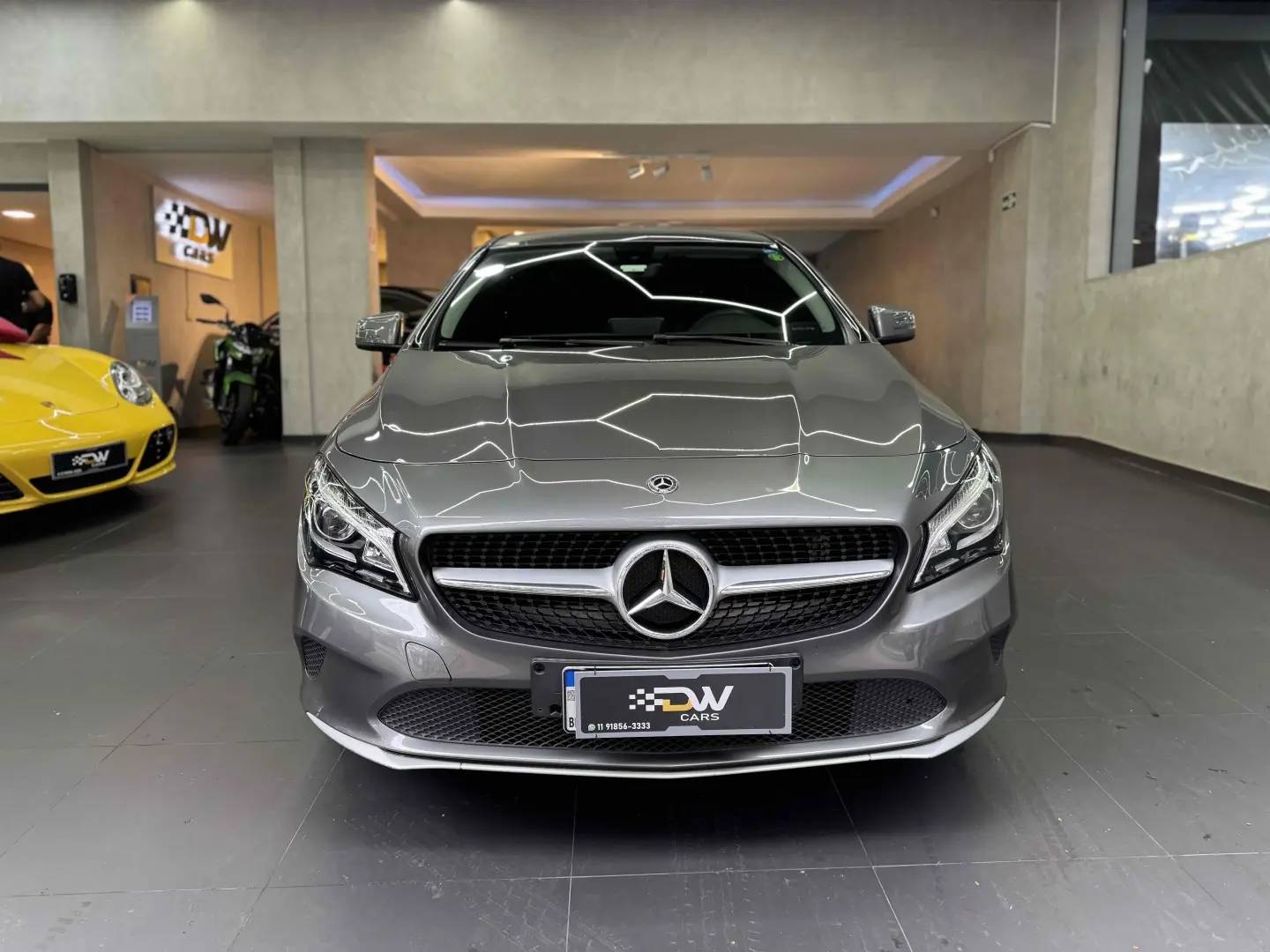 MERCEDES BENZ CLA180