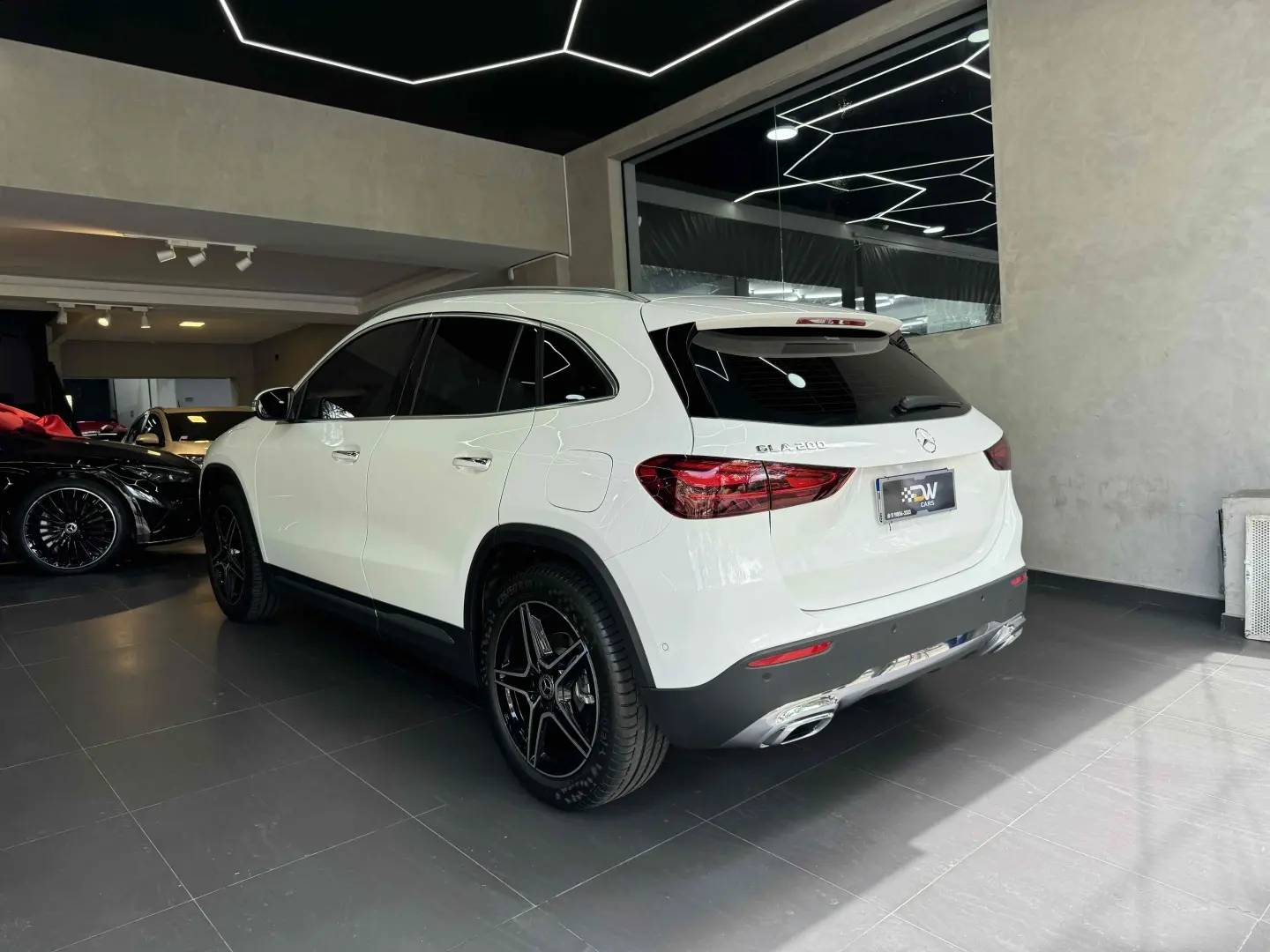 MERCEDES BENZ GLA 200