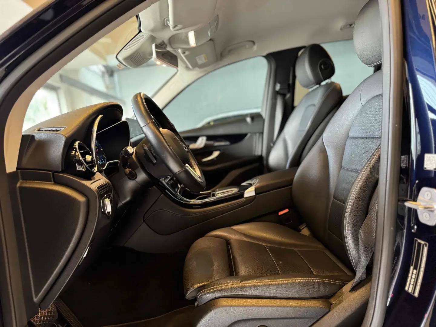 MERCEDES BENZ GLC 220D
