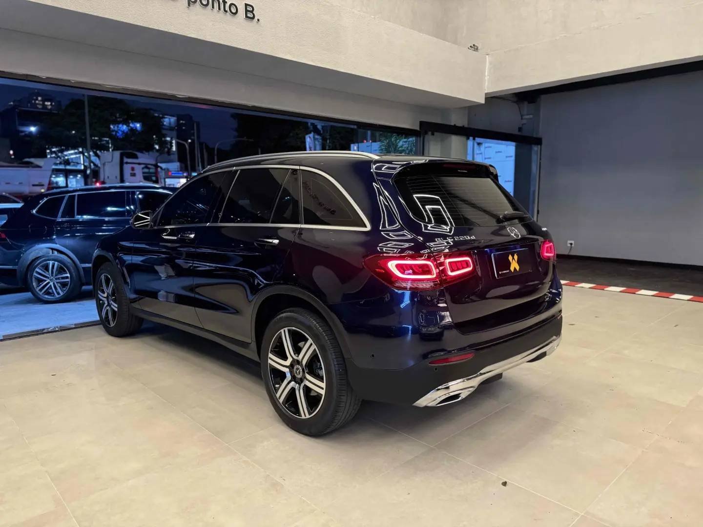 MERCEDES BENZ GLC 220D