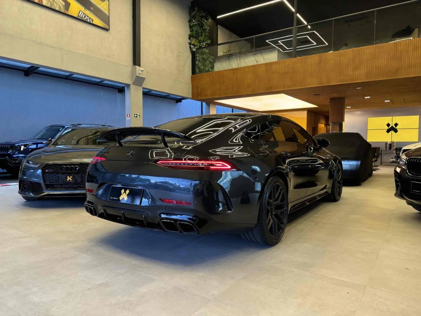 MERCEDES BENZ GT 63 AMG