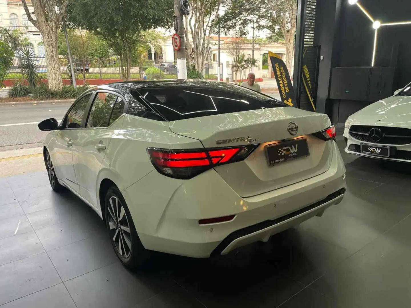 NISSAN SENTRA