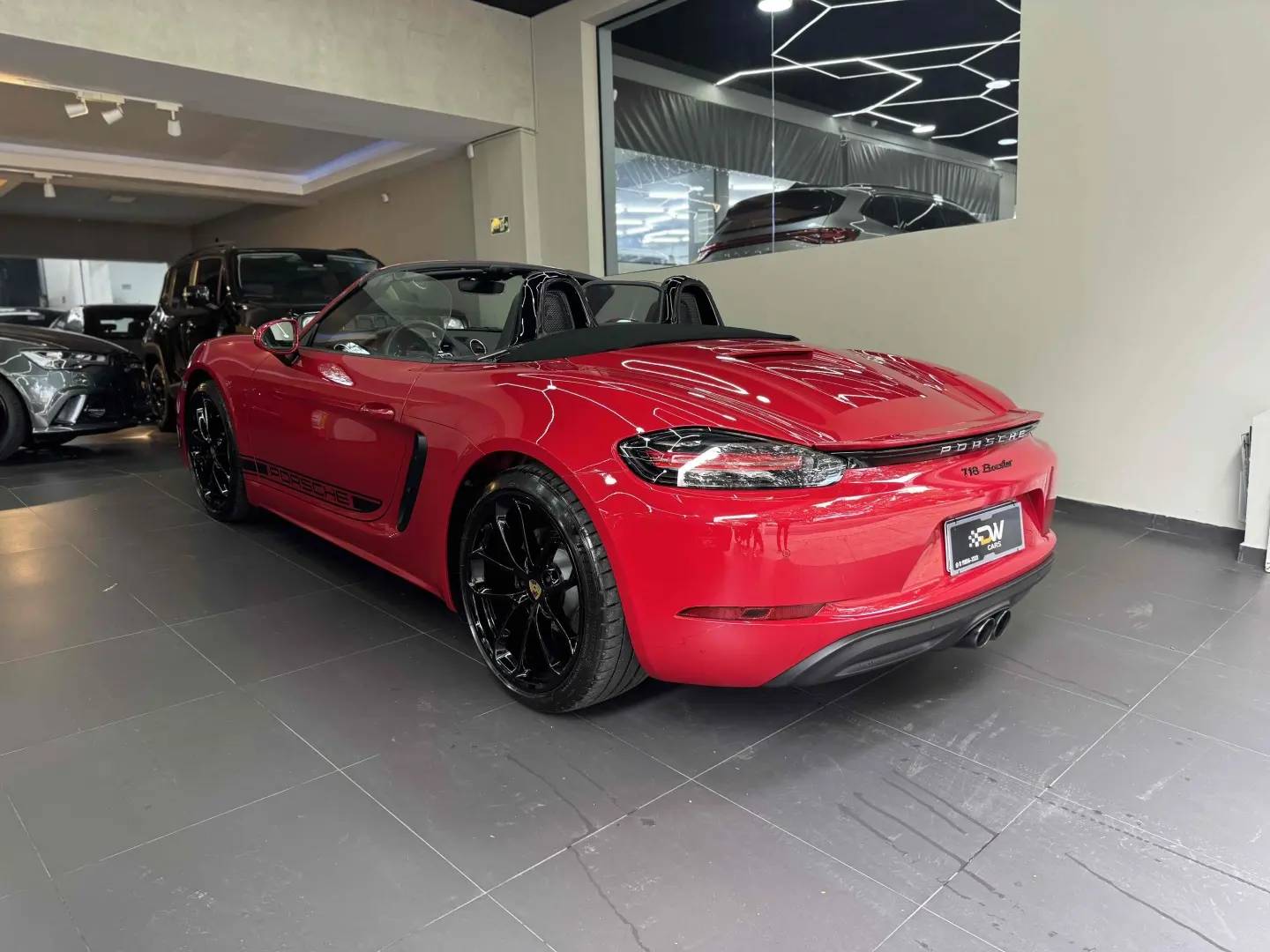 PORSCHE 718