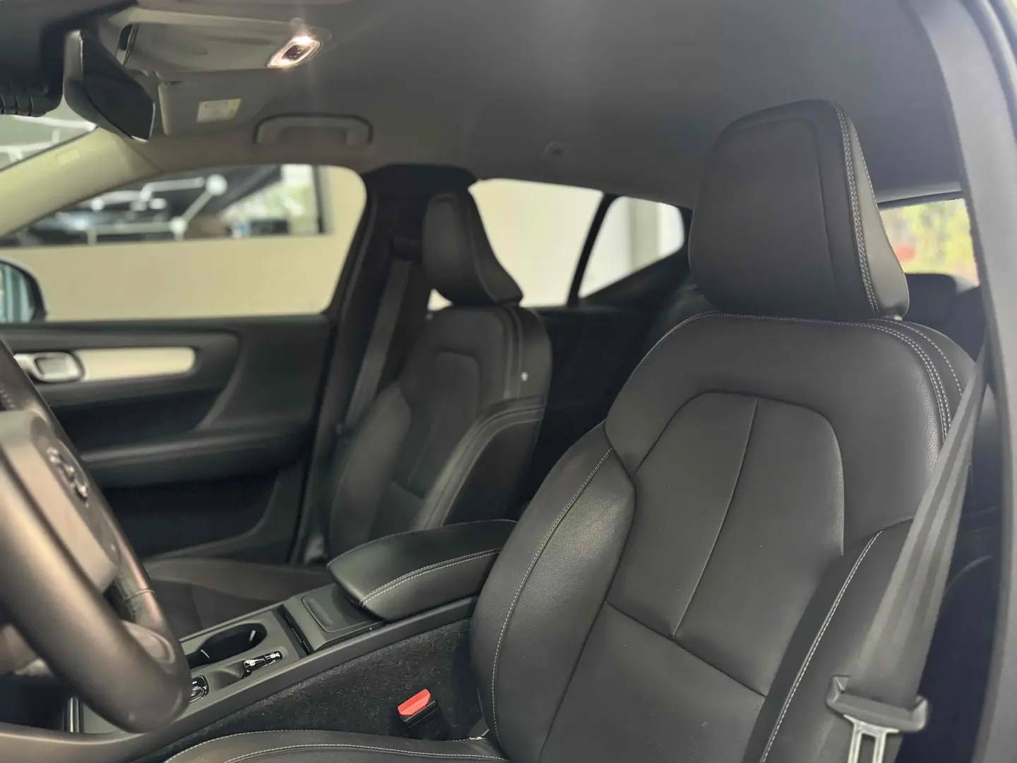 VOLVO XC 40