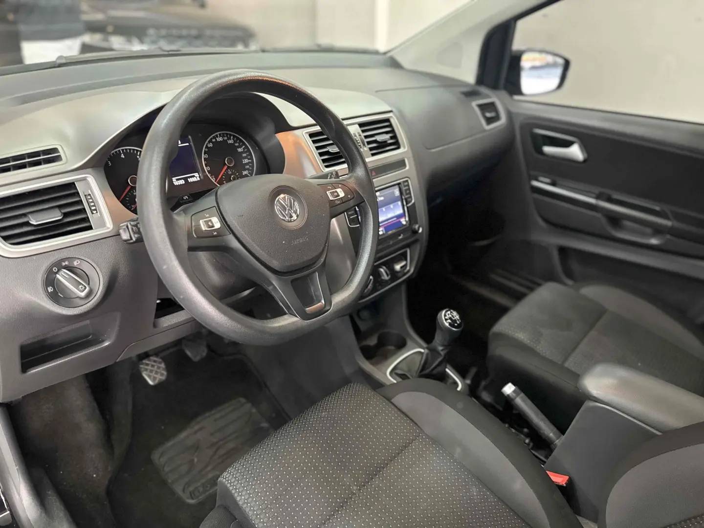 VOLKSWAGEN FOX