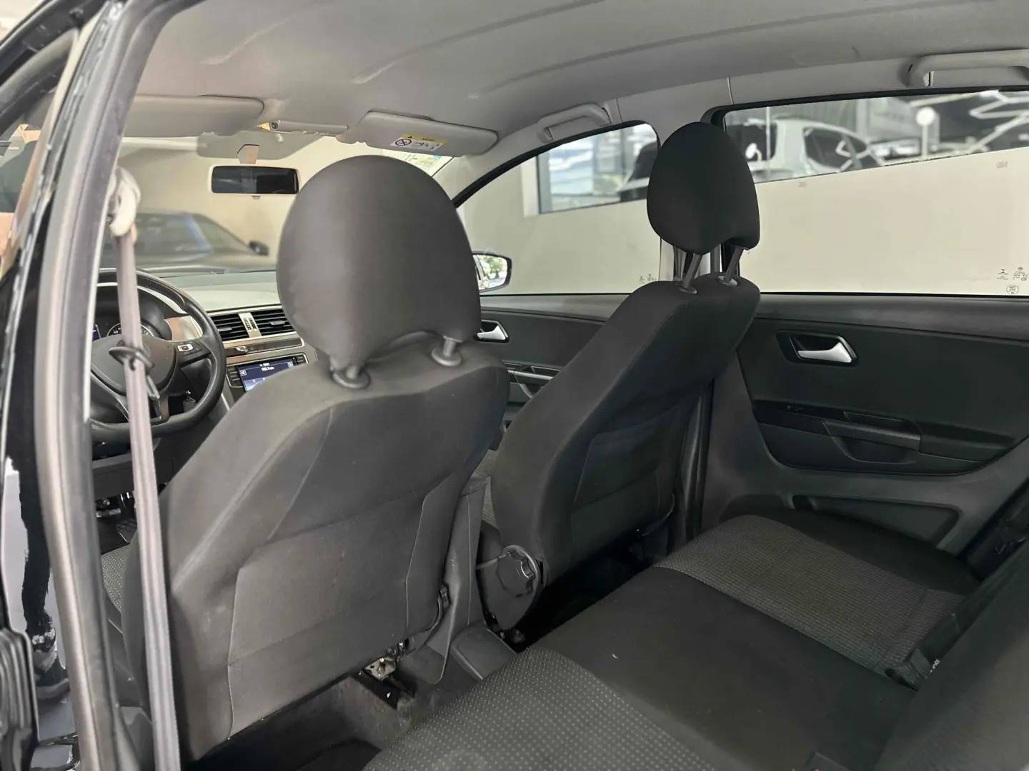 VOLKSWAGEN FOX