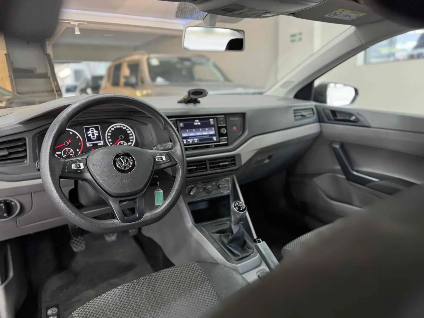 VOLKWAGEN VIRTUS