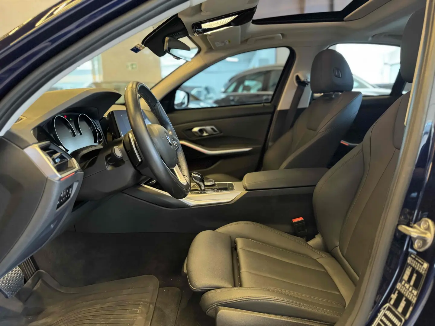 BMW 330I