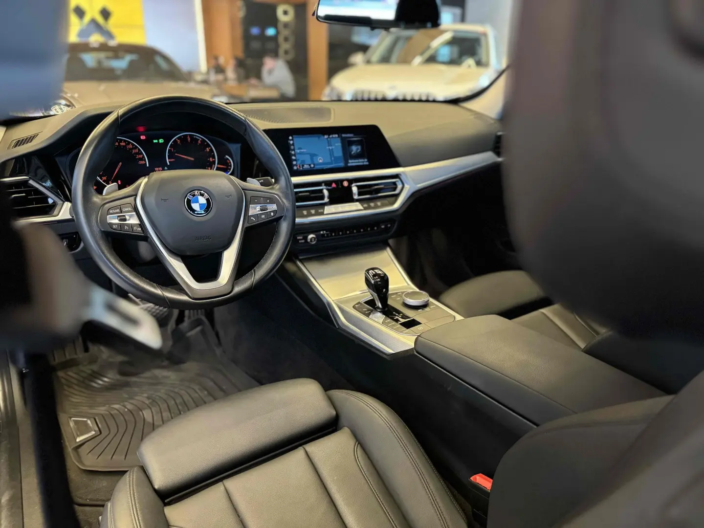 BMW 330I