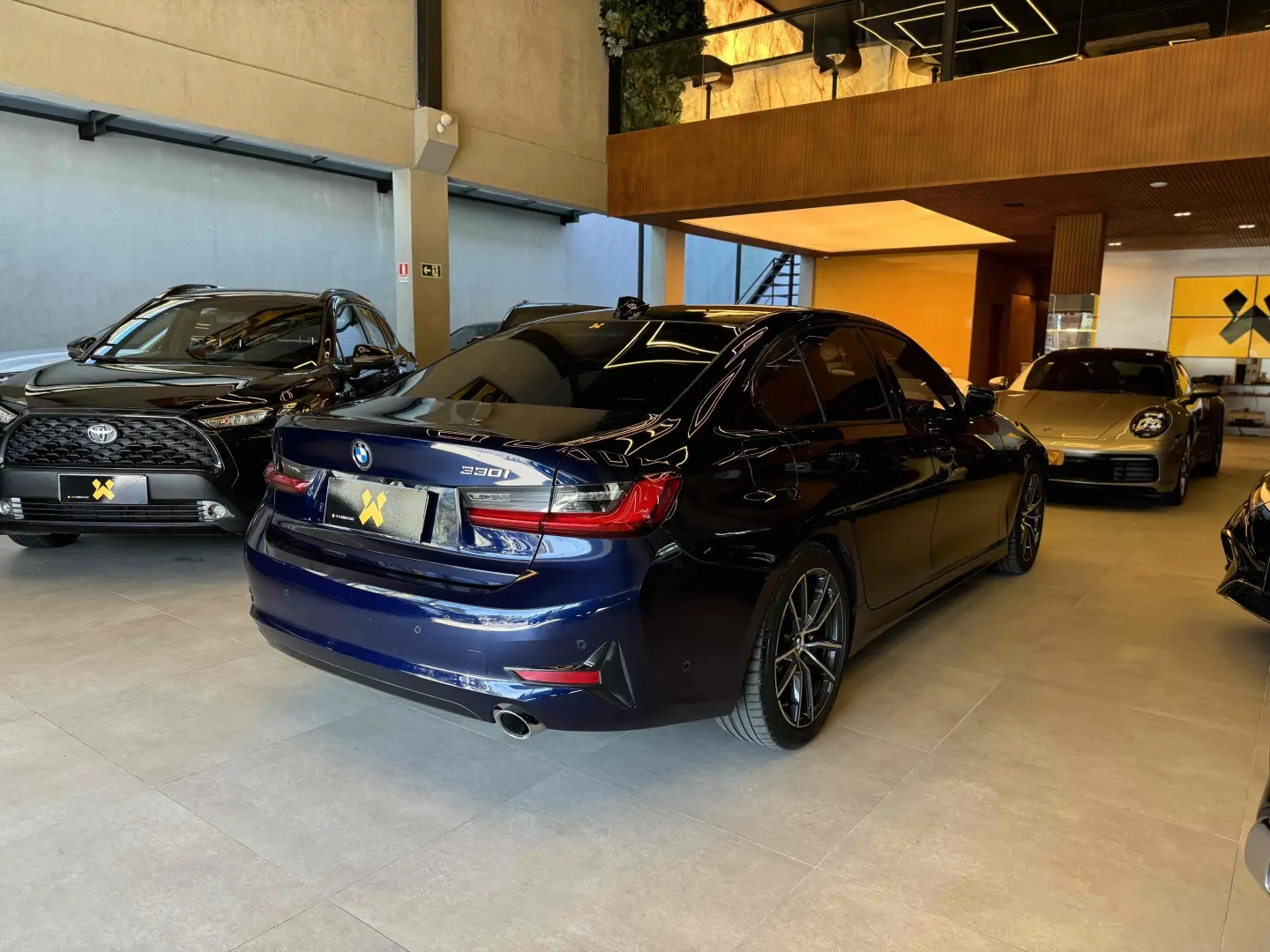 BMW 330I