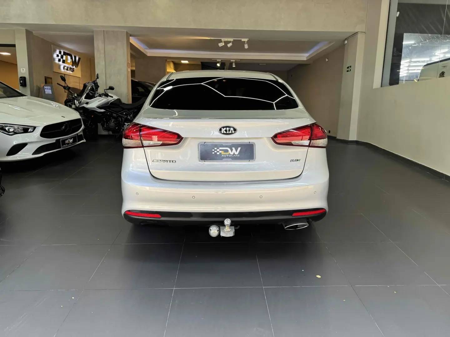 KIA CERATO