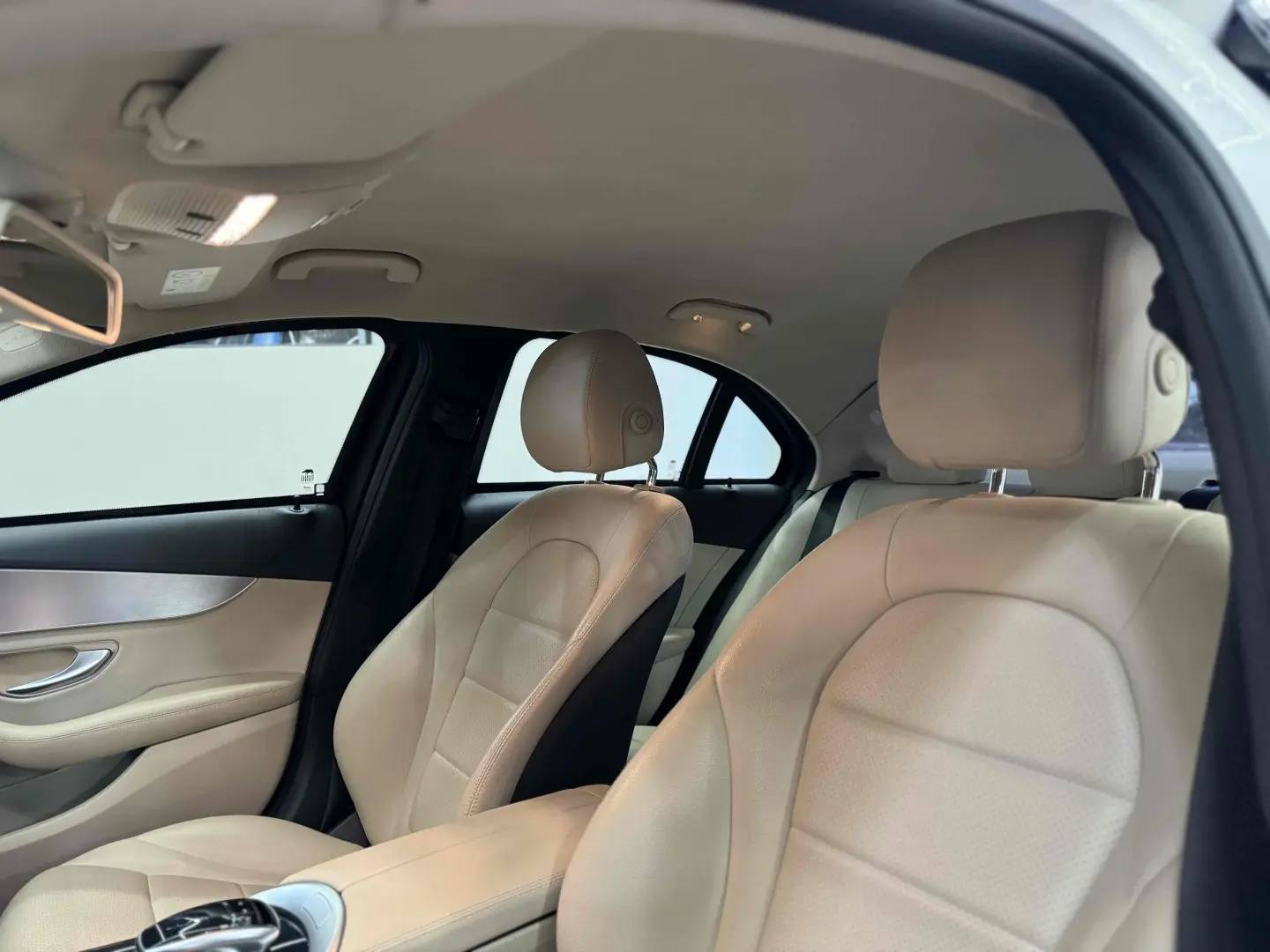 MERCEDES BENZ C180