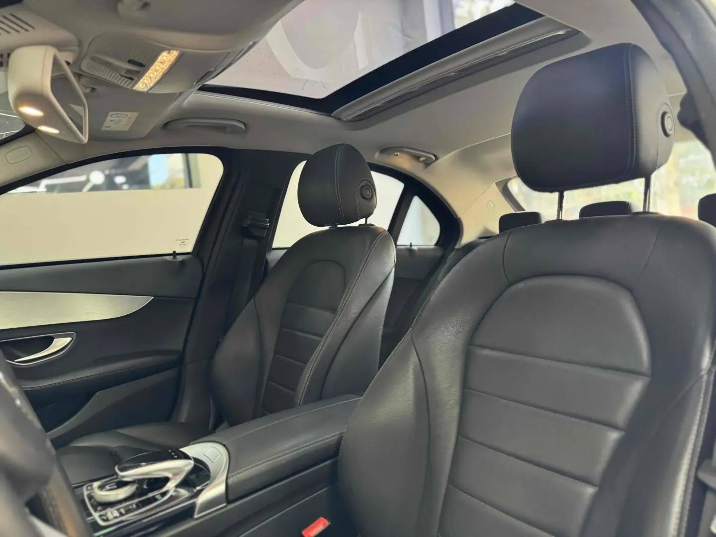 MERCEDES BENZ C250