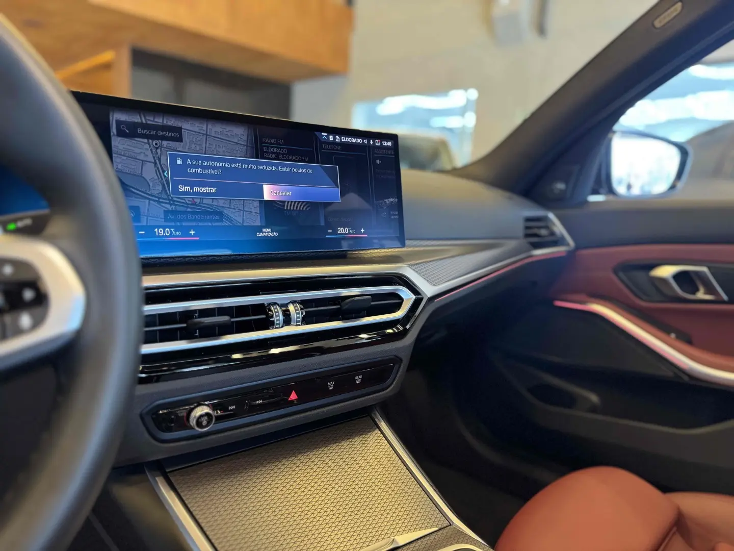 BMW 320I