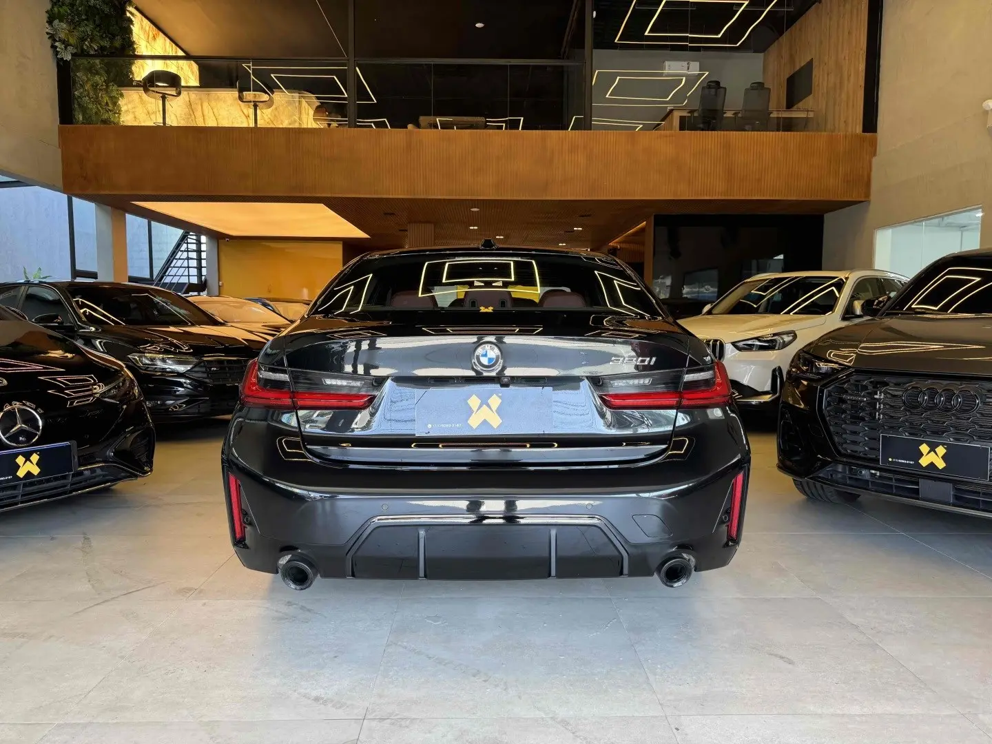 BMW 320I