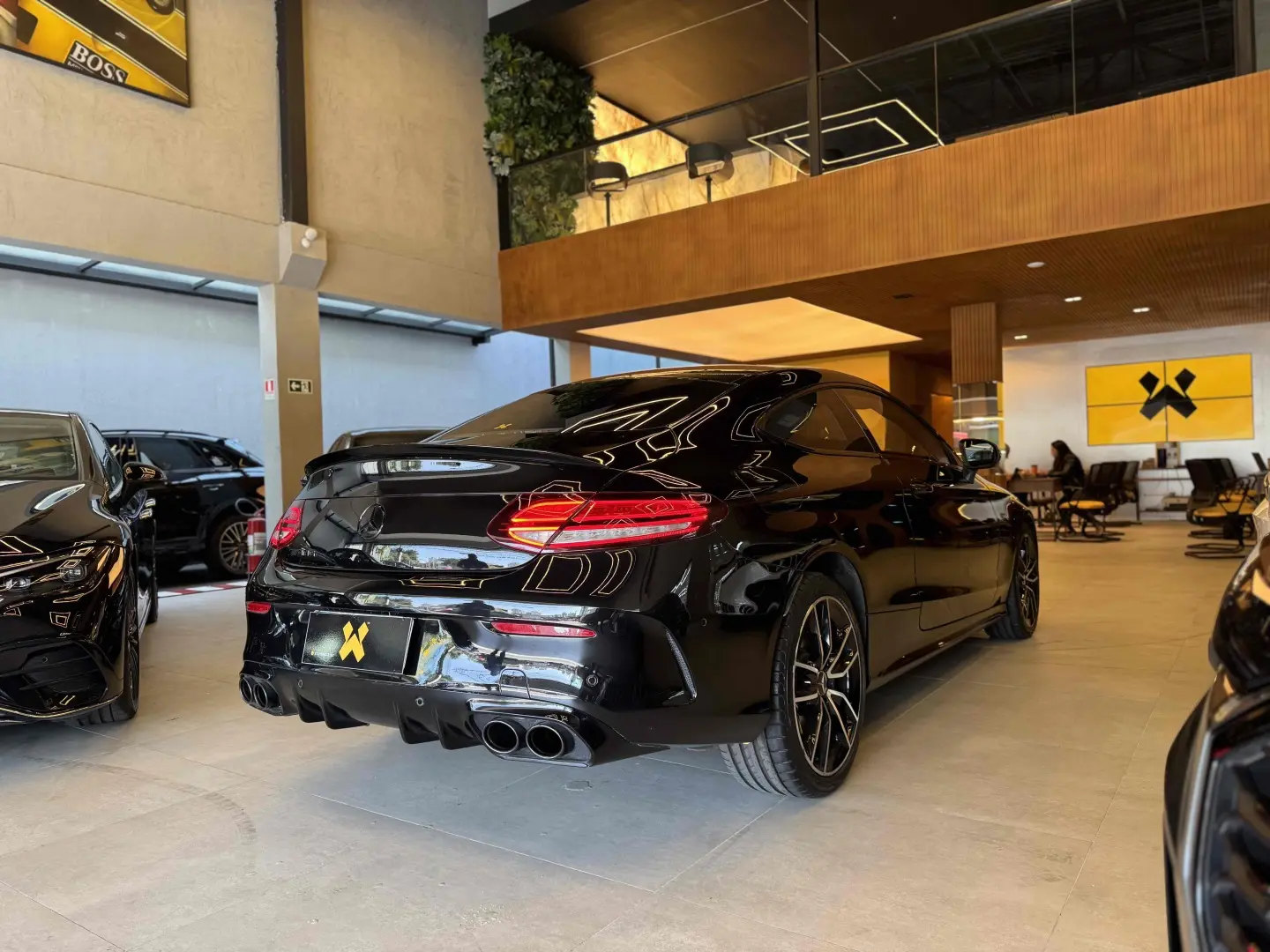 MERCEDES BENZ C43 AMG