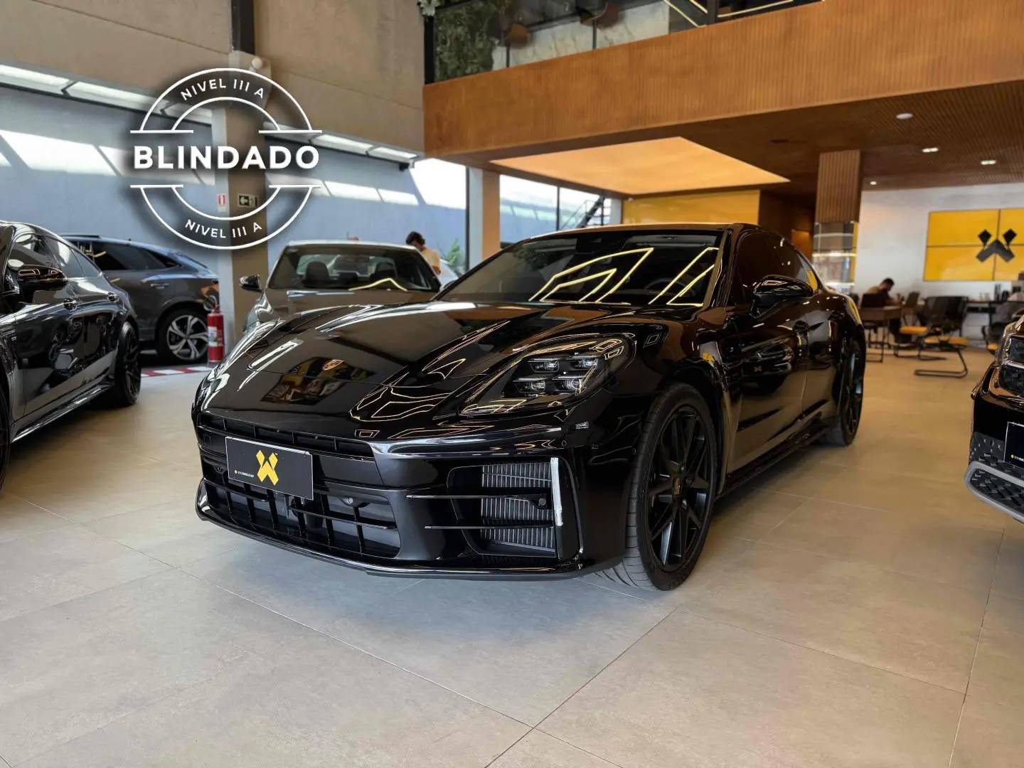 PORSCHE PANAMERA