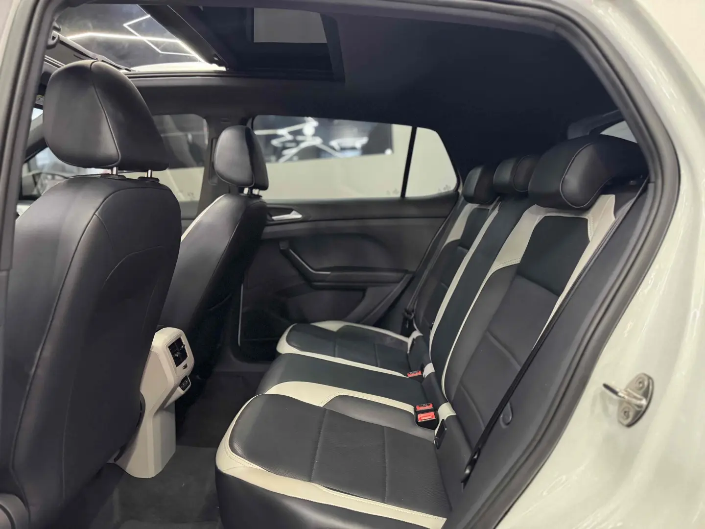 VOLKSWAGEN TCROSS