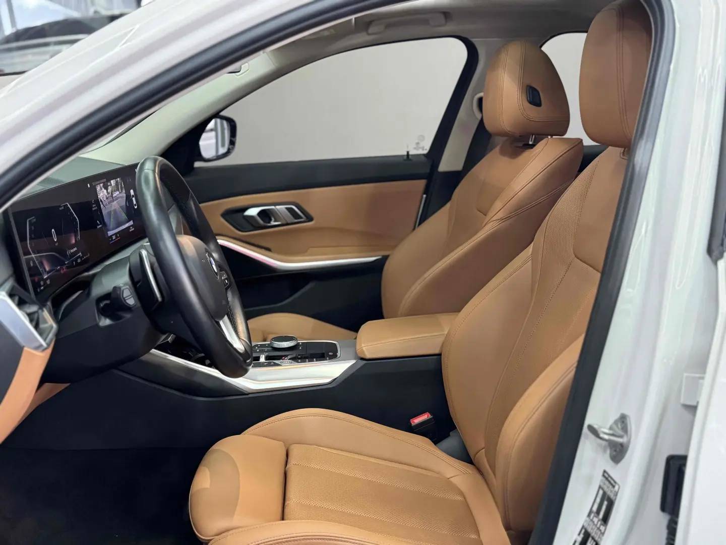 BMW 320I