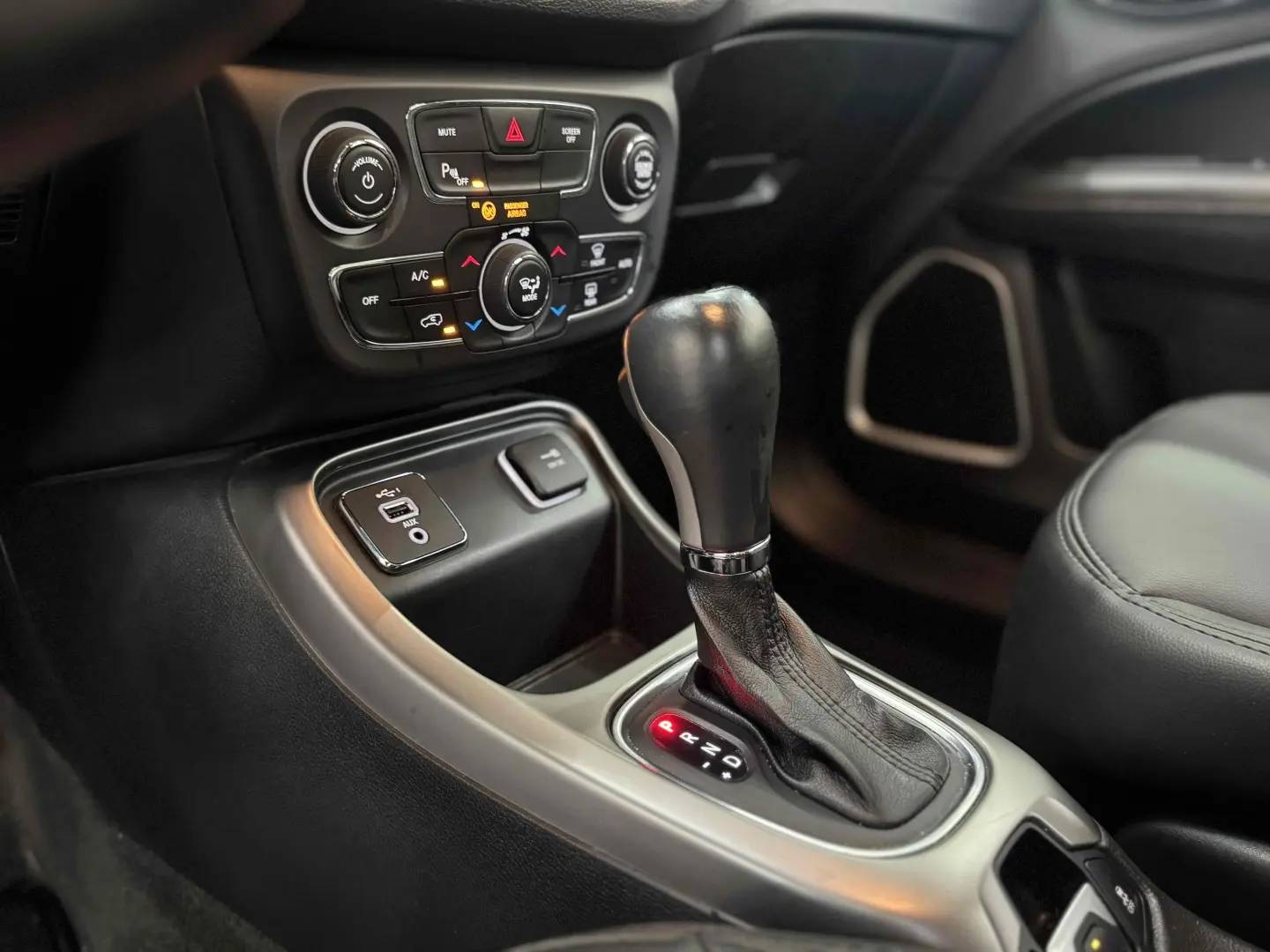 JEEP COMPASS