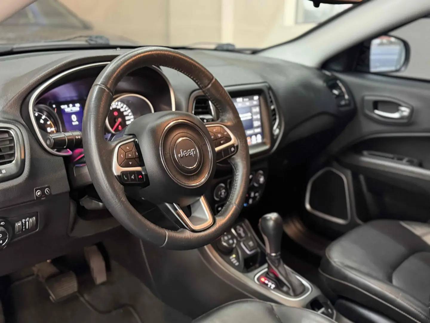 JEEP COMPASS