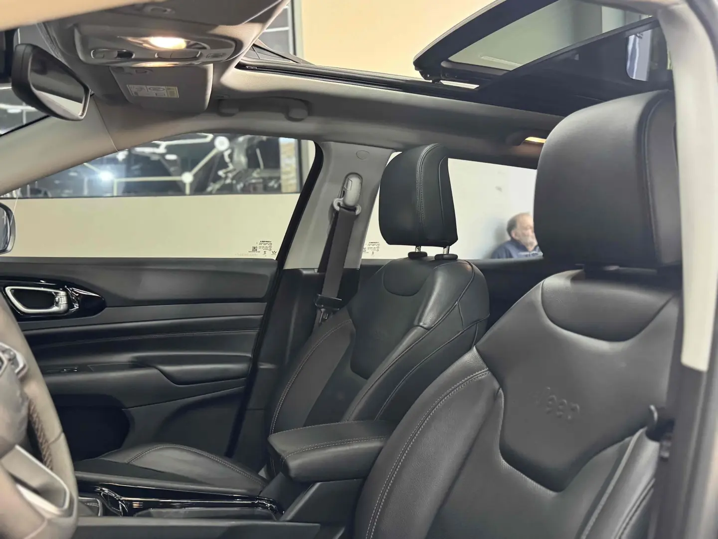 JEEP COMPASS