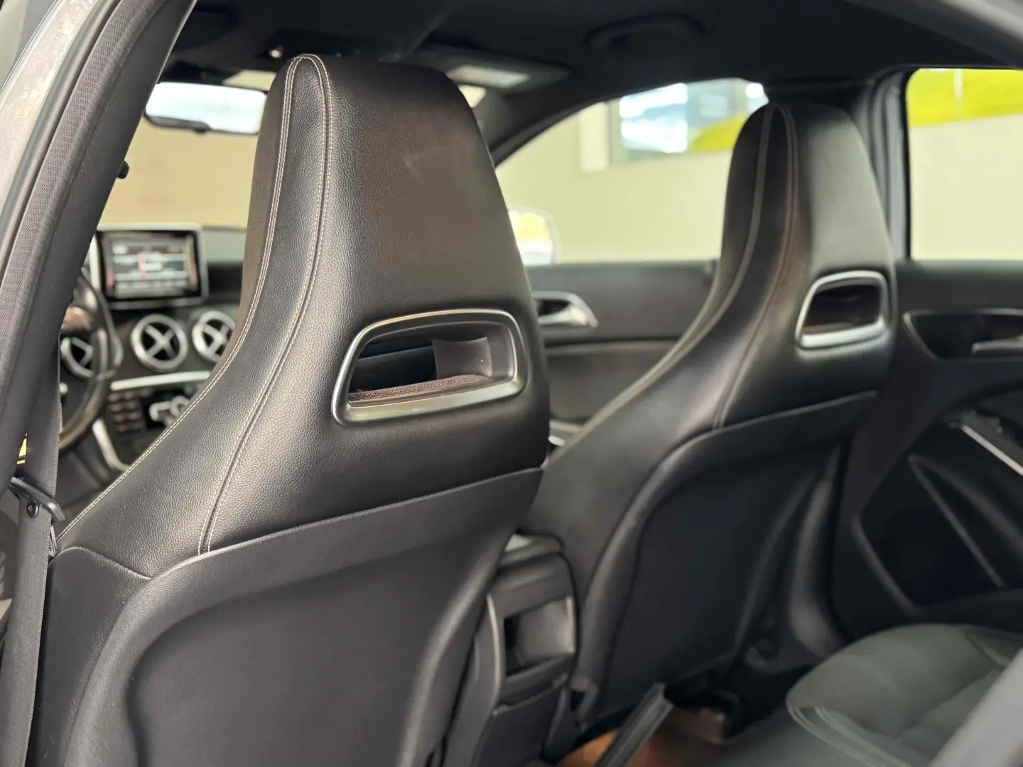 MERCEDES BENZ A200
