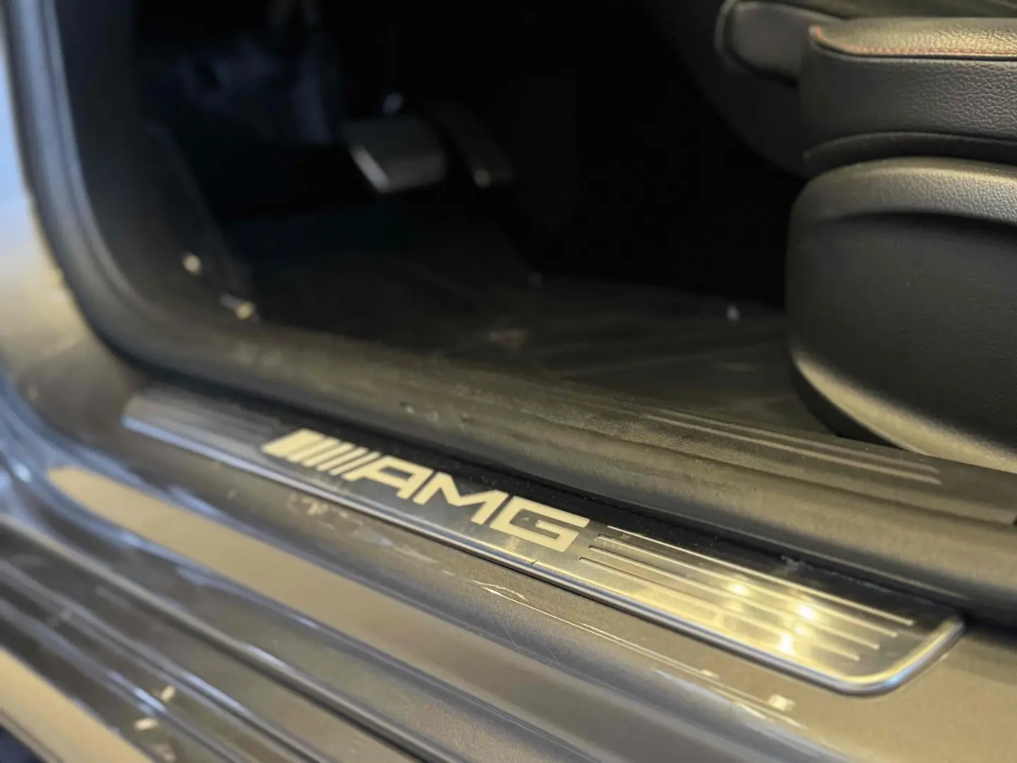 MERCEDES BENZ A35 AMG