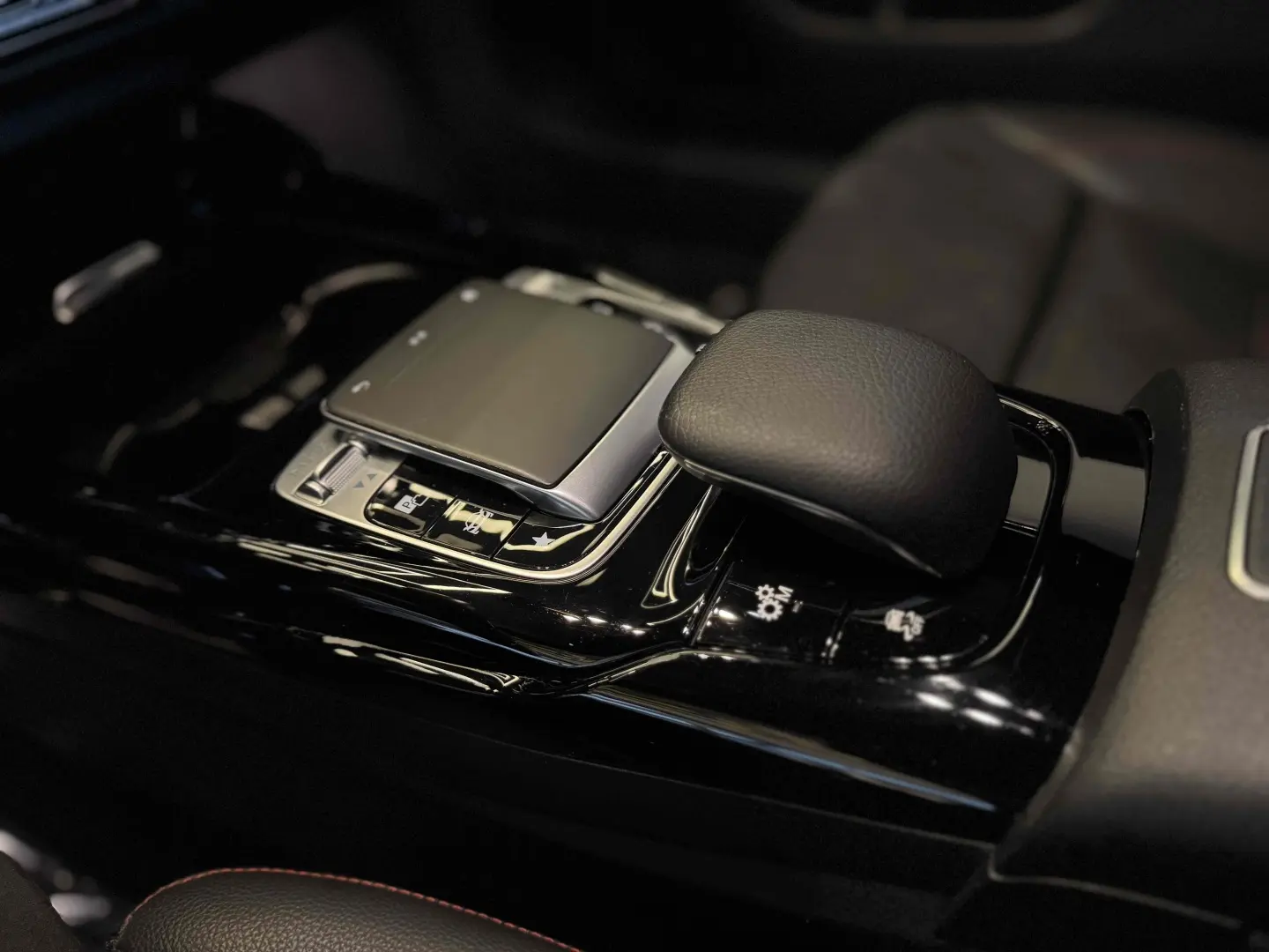 MERCEDES BENZ A35 AMG