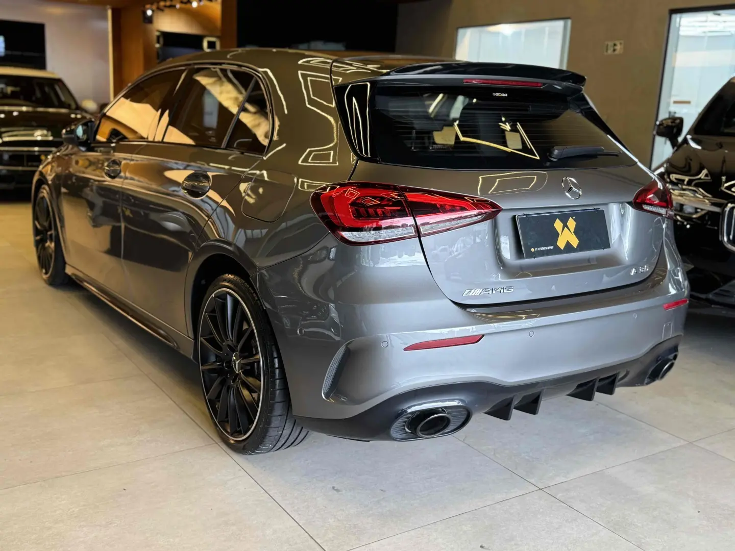 MERCEDES BENZ A35 AMG