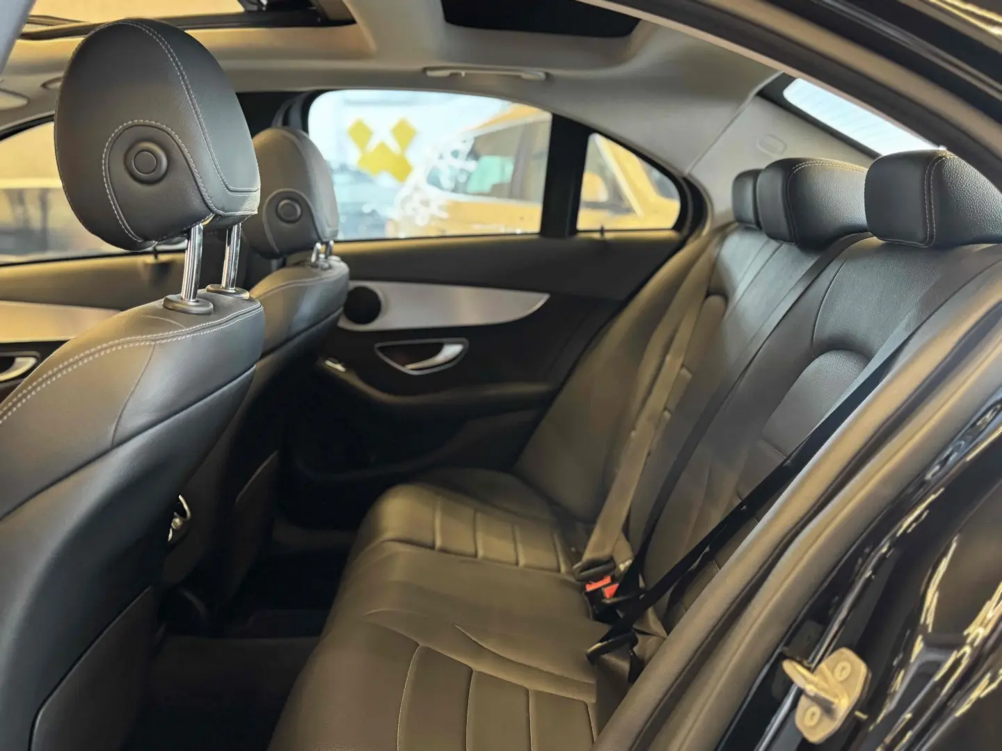 MERCEDES-BENZ C 200