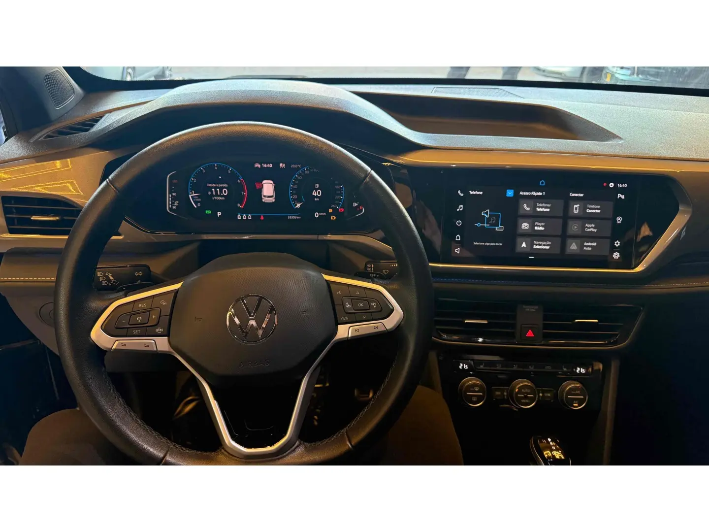 VOLKSWAGEN TAOS