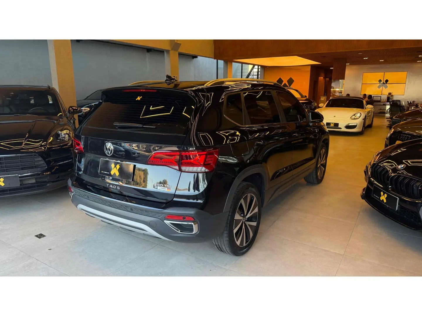 VOLKSWAGEN TAOS