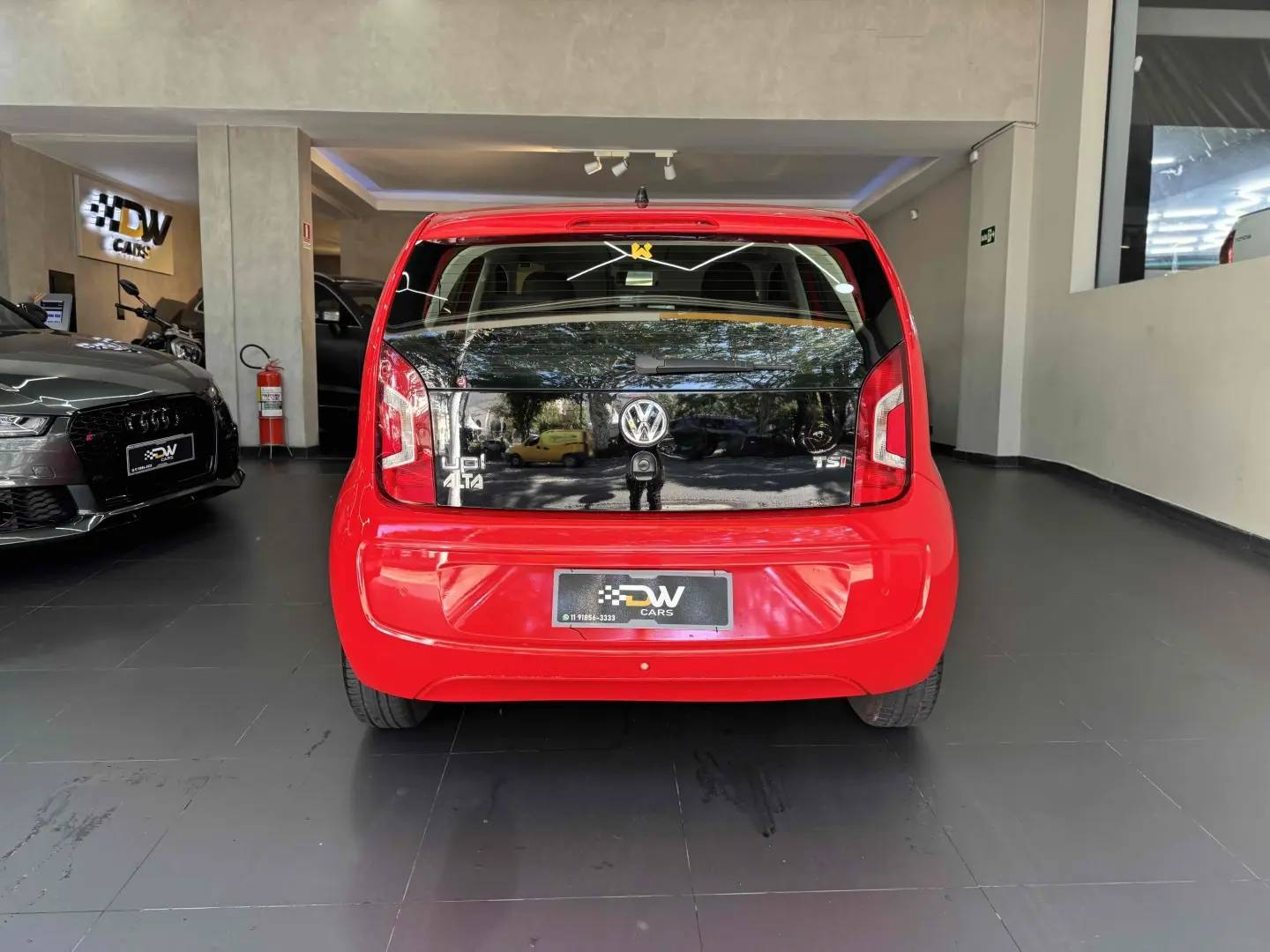 VOLKSWAGEN UP