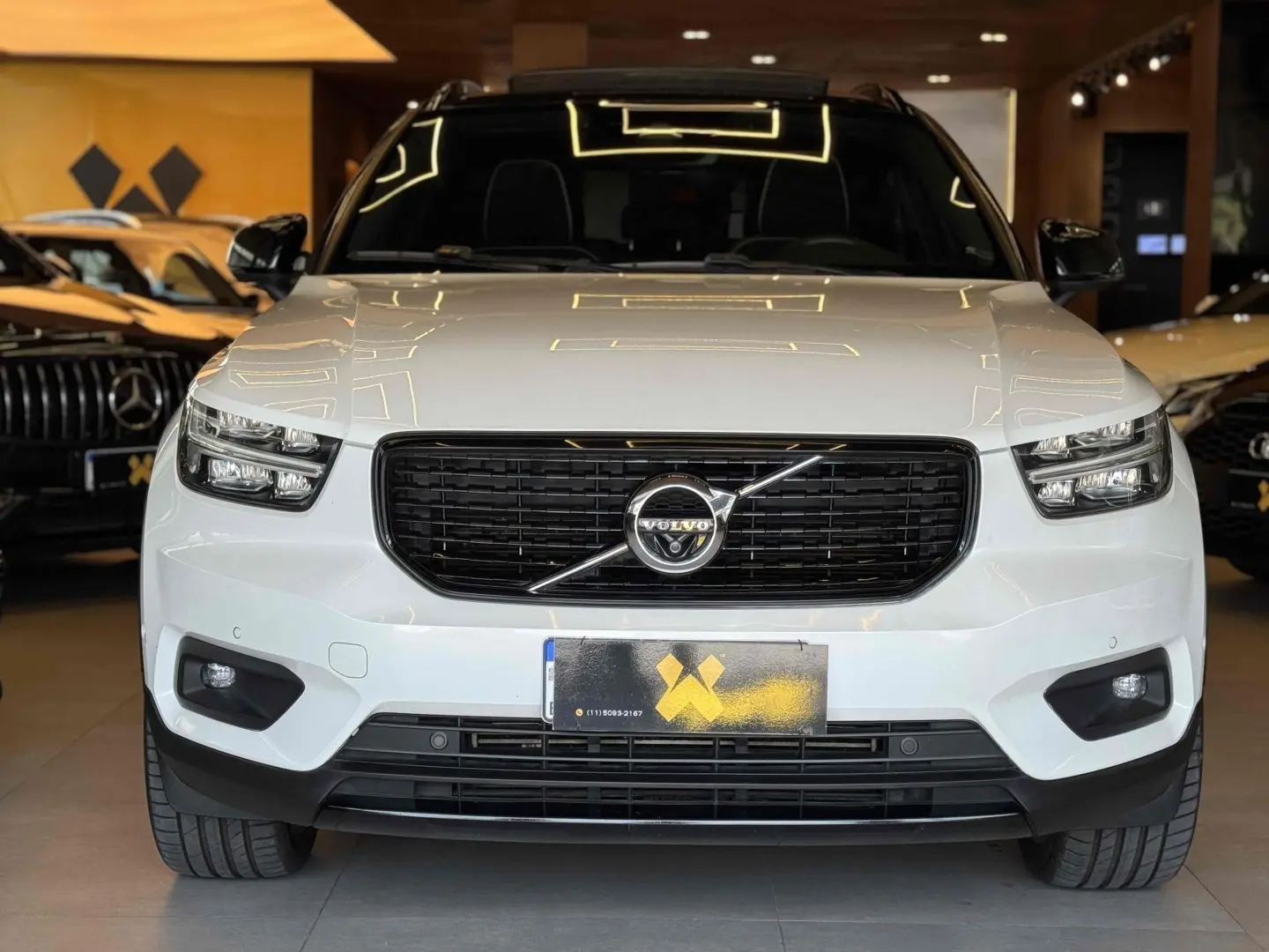 VOLVO XC40